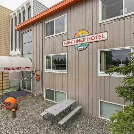 Highliner Hotel - Queen Suites-3